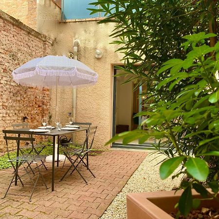 Apartament L'Improbable Rendez-Vous Montauban Zewnętrze zdjęcie